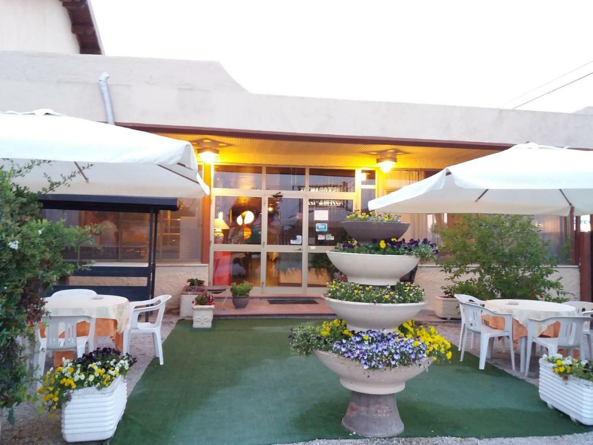 Bed and Breakfast Il Piccolo Nido Borgo Montenero Екстер'єр фото