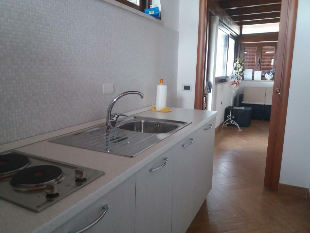 Bed and Breakfast Il Piccolo Nido Borgo Montenero Екстер'єр фото